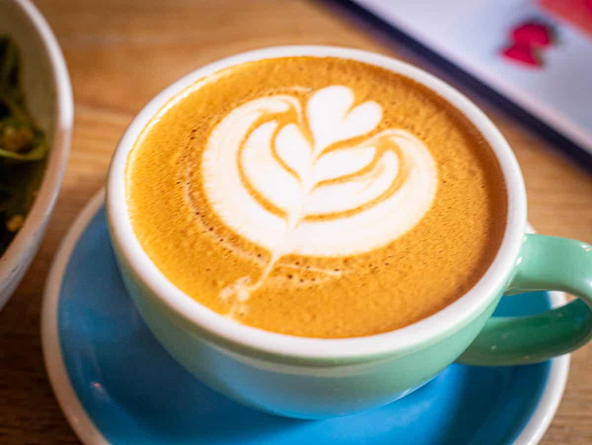 10 Australian-Owned Coffee Shops In NYC Offering A Cracking Cuppa!