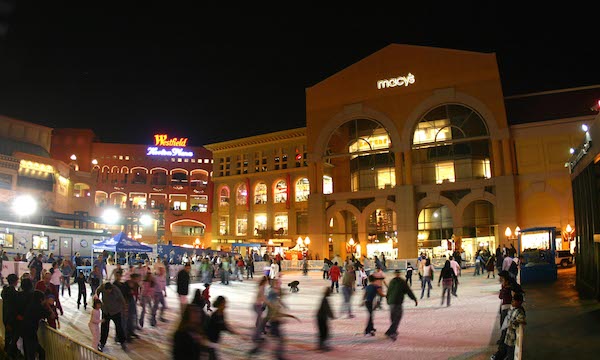 Because There Aren’t Enough Reasons to Visit San Diego in Winter, Now You Can Ice Skate